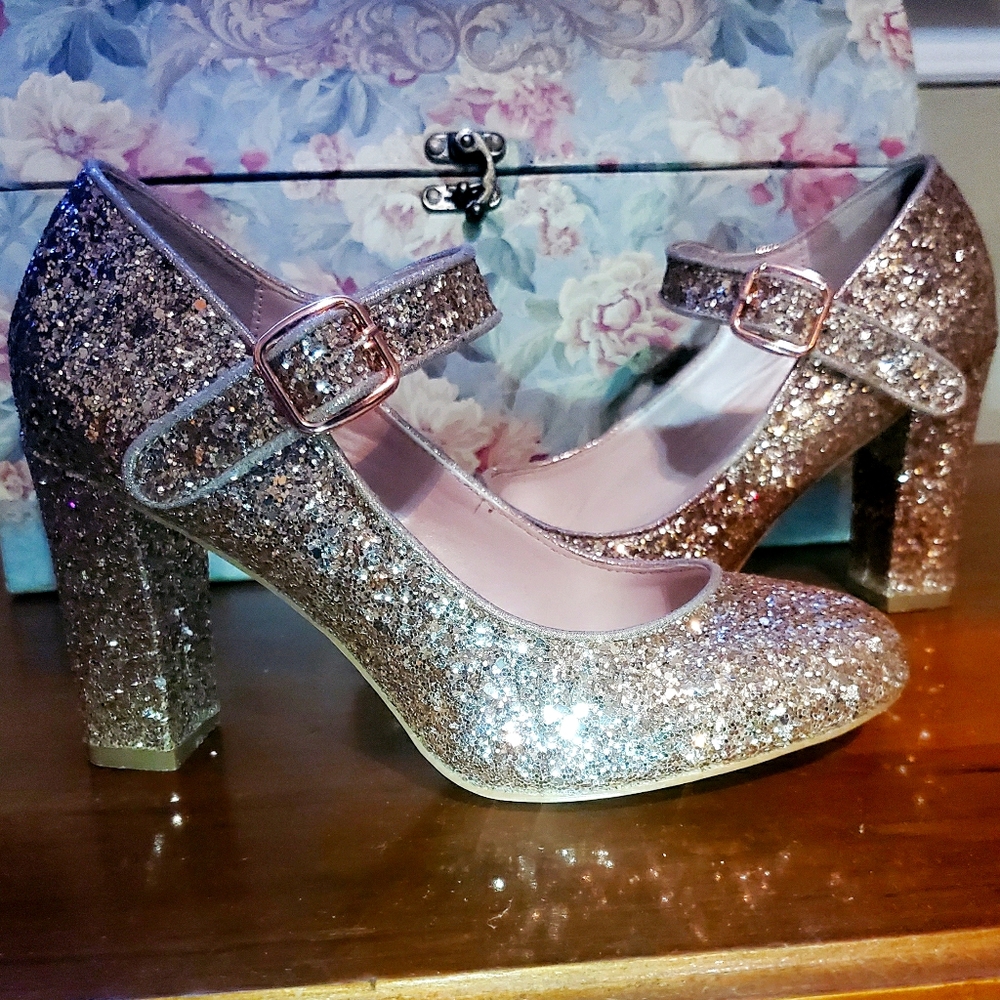 Pageant/flower girl dress shoes.